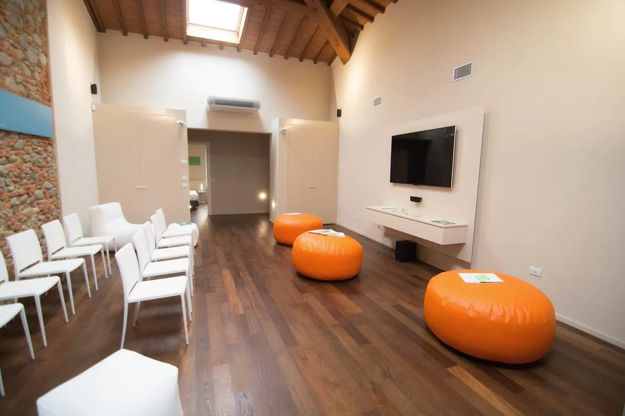 Resort Pistoia Nursery Campus - Agriturismo In Citta